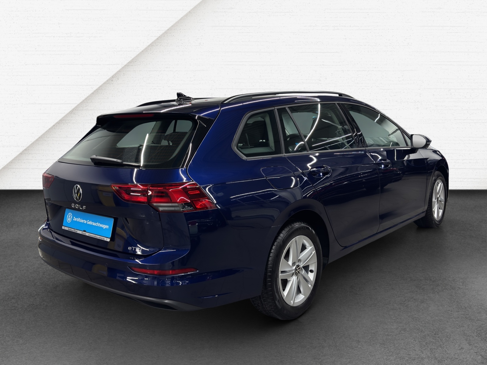 Golf 8 Variant eTSI DSG Life