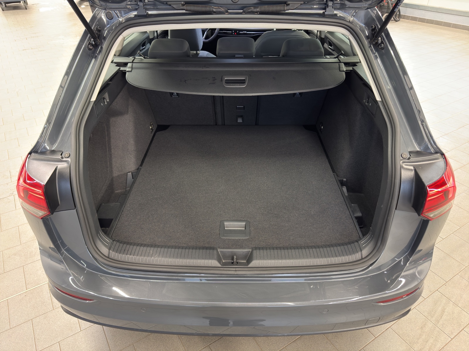 Golf 8 Variant TDI Life Navi Kamera TravelAssist