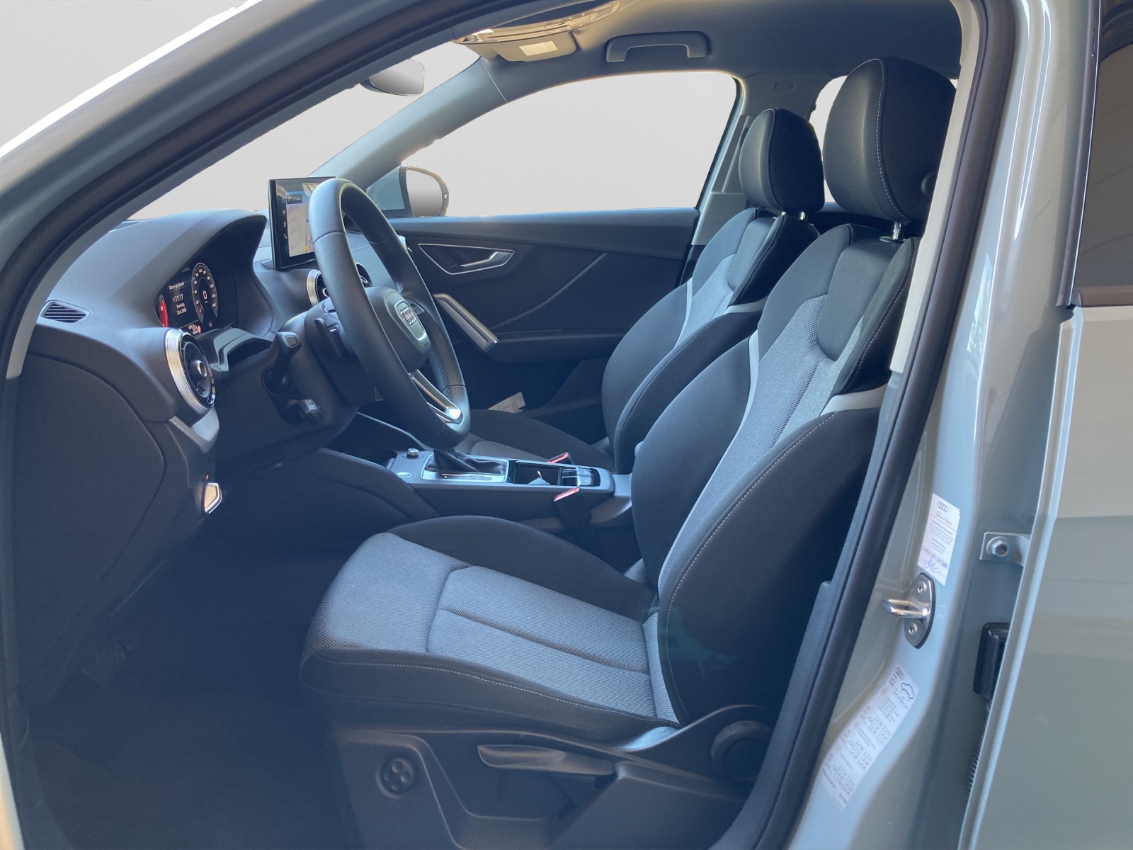 Q2 35 TDI S-tronic S line Black Matrix AHK Navi Kamera