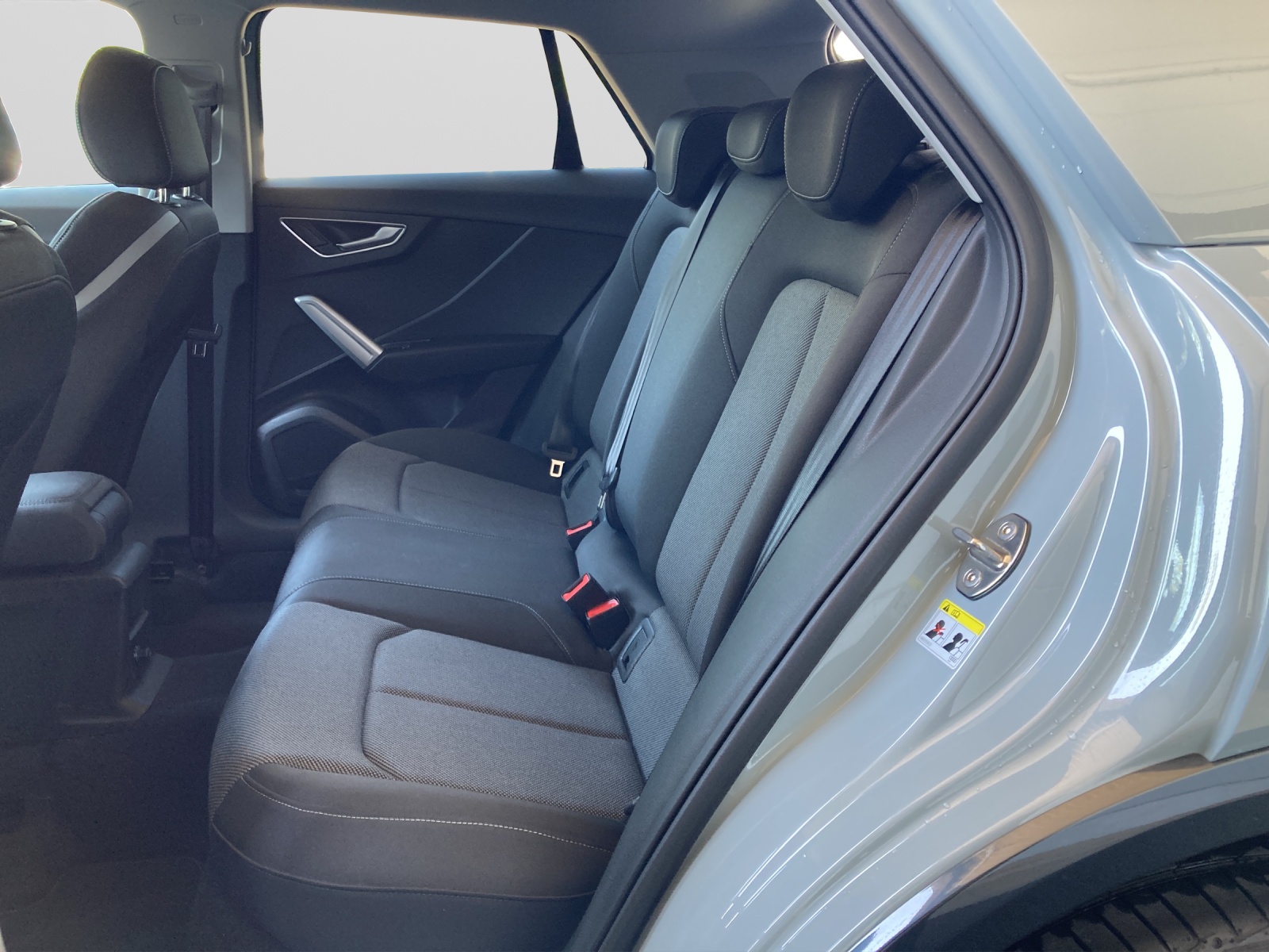 Q2 35 TDI S-tronic S line Black Matrix AHK Navi Kamera