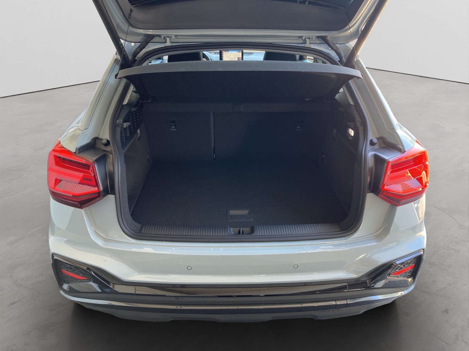 Q2 35 TDI S-tronic S line Black Matrix AHK Navi Kamera