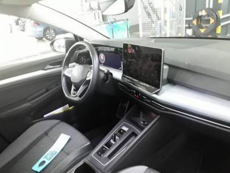 Golf 8 TDI DSG Goal Navi AHK Kamera