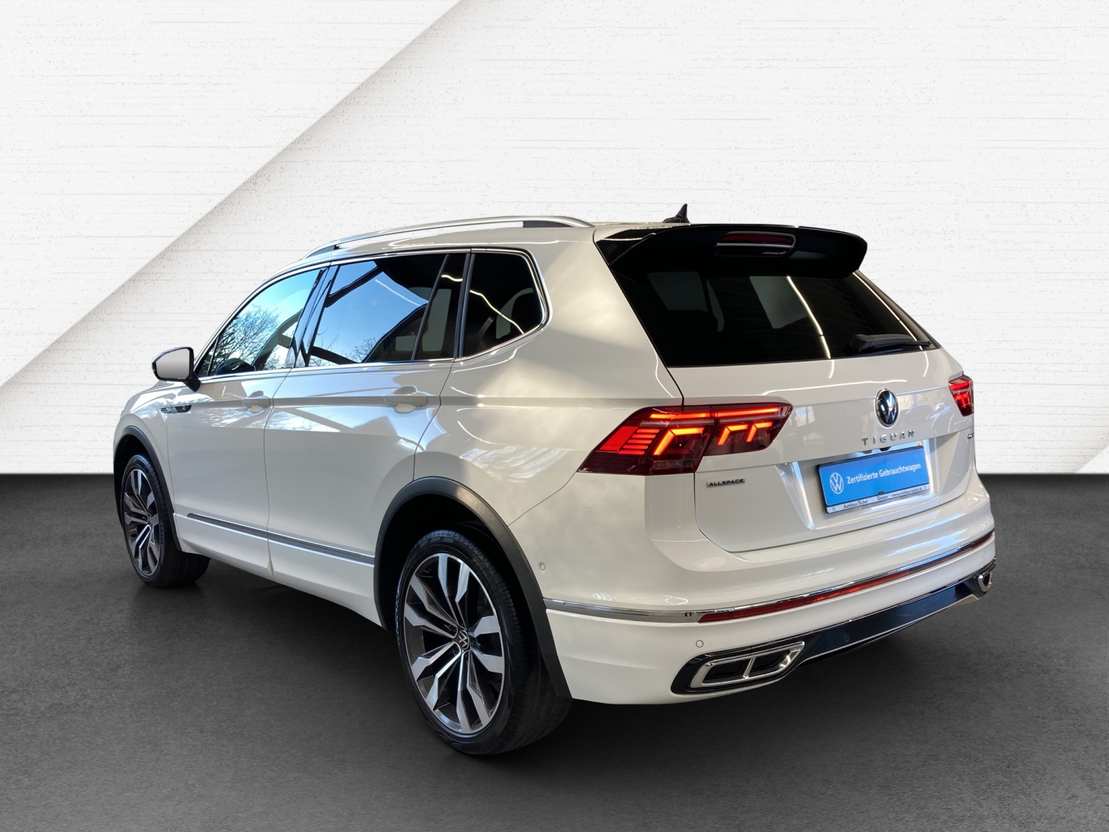 Tiguan Allspace TDI DSG 4M R-Line IQ-Light DCC AHK Alu-20Zoll