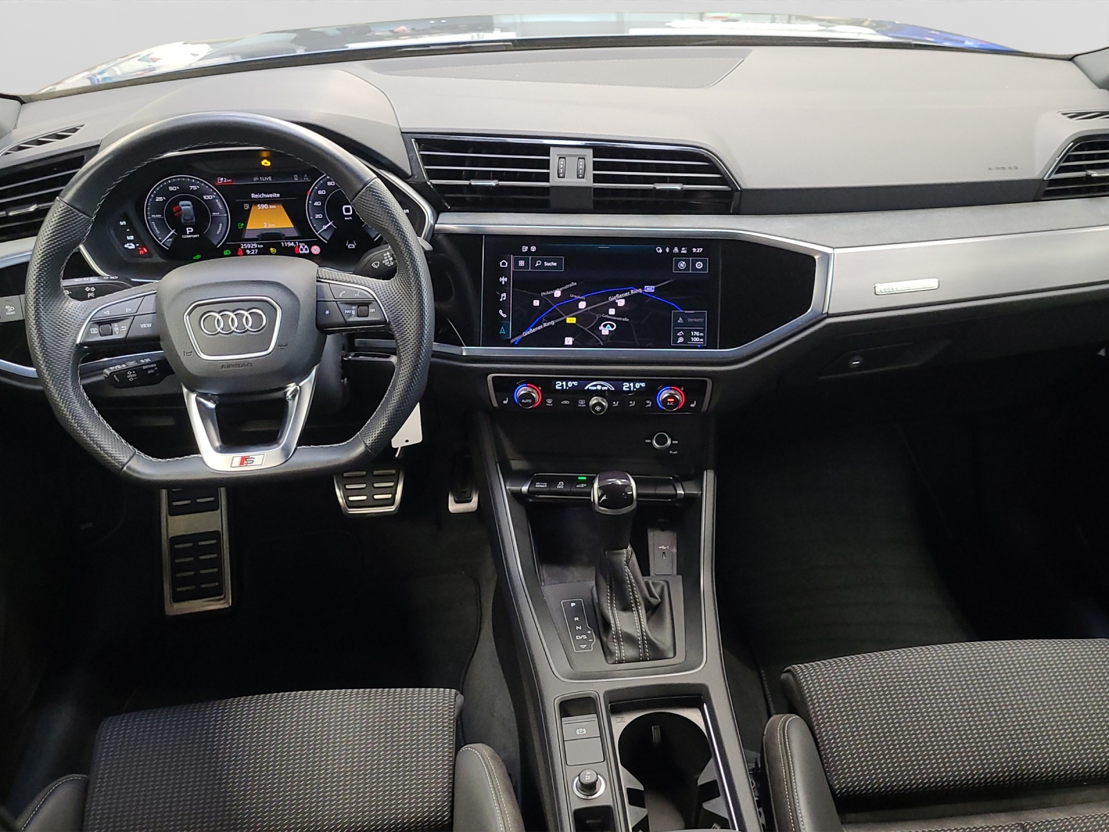 Q3 45 TFSI e S line ACC Kamera LED Navi