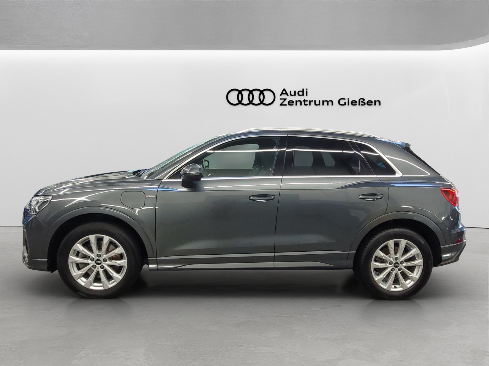Q3 45 TFSI e S line ACC Kamera LED Navi
