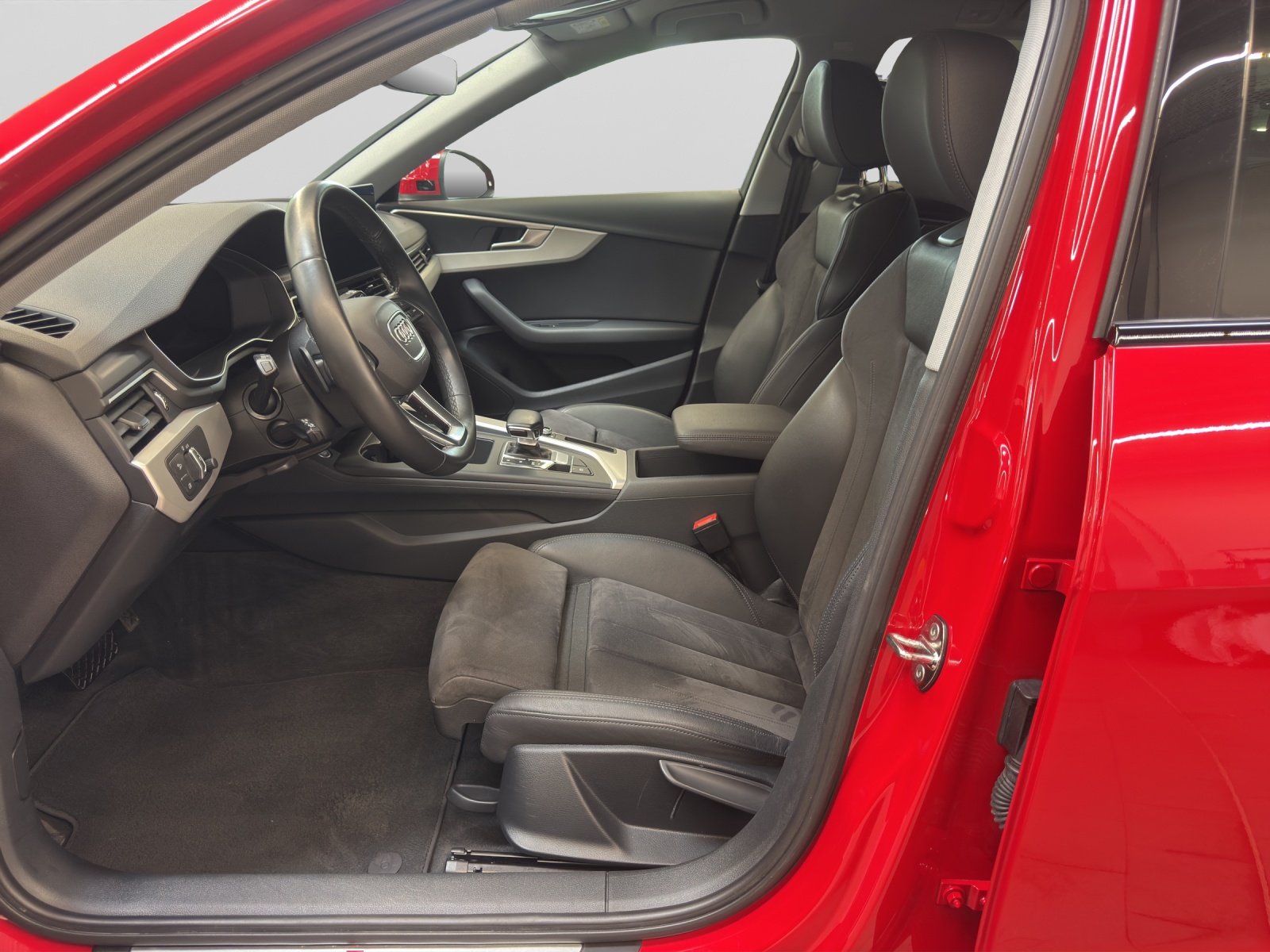 A4 Avant 35 TDI S line Black 360°Kamera AHK Navi