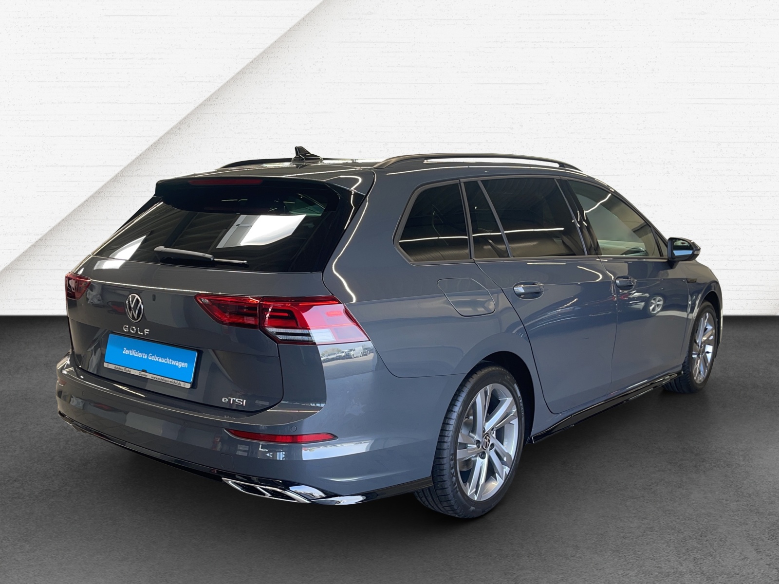 Golf 8 Variant 1.5 eTSI DSG R-Line ACC LED Navi AppConnect Alu-17Zoll