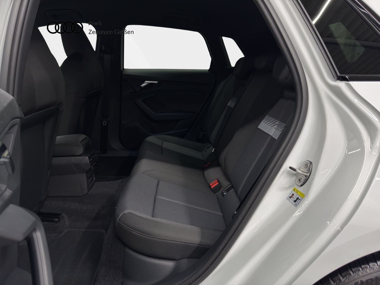 A3 Sportback 45 TFSI e S line Black Navi LED