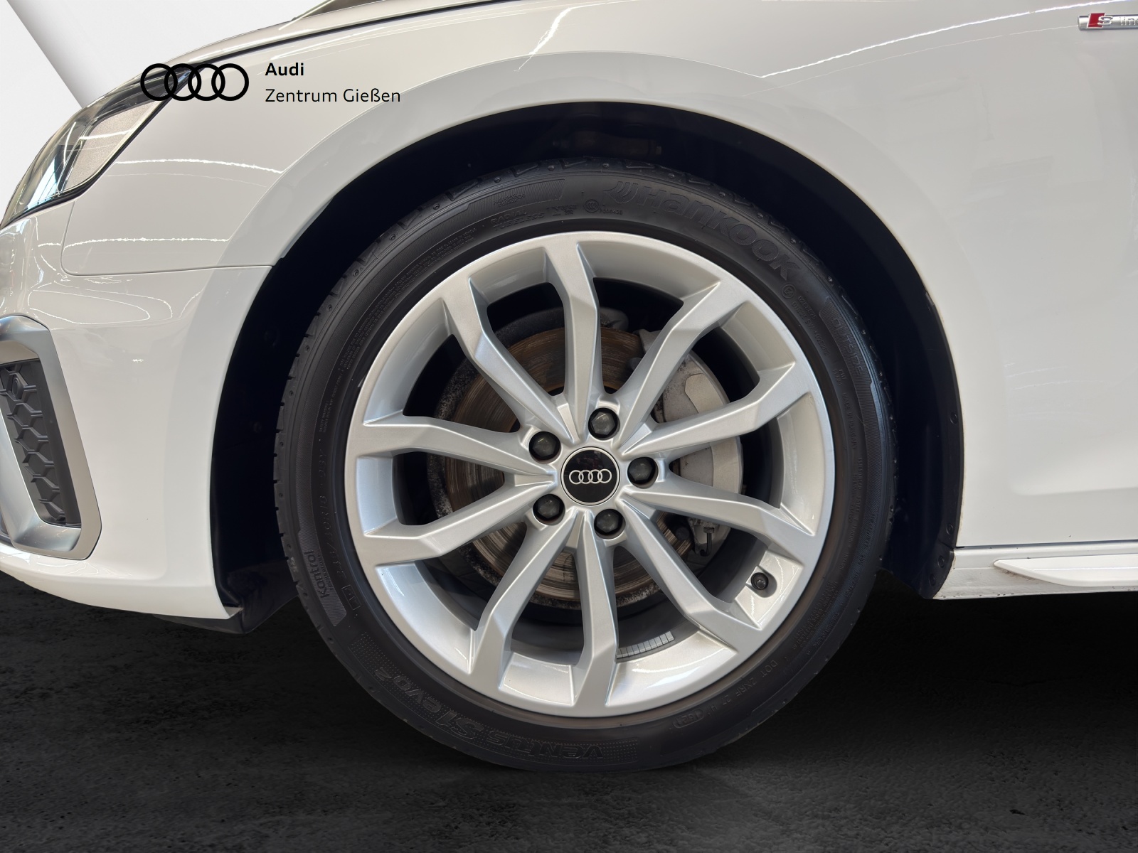 A4 Limousine 40 TFSI S line LED B&O Navi