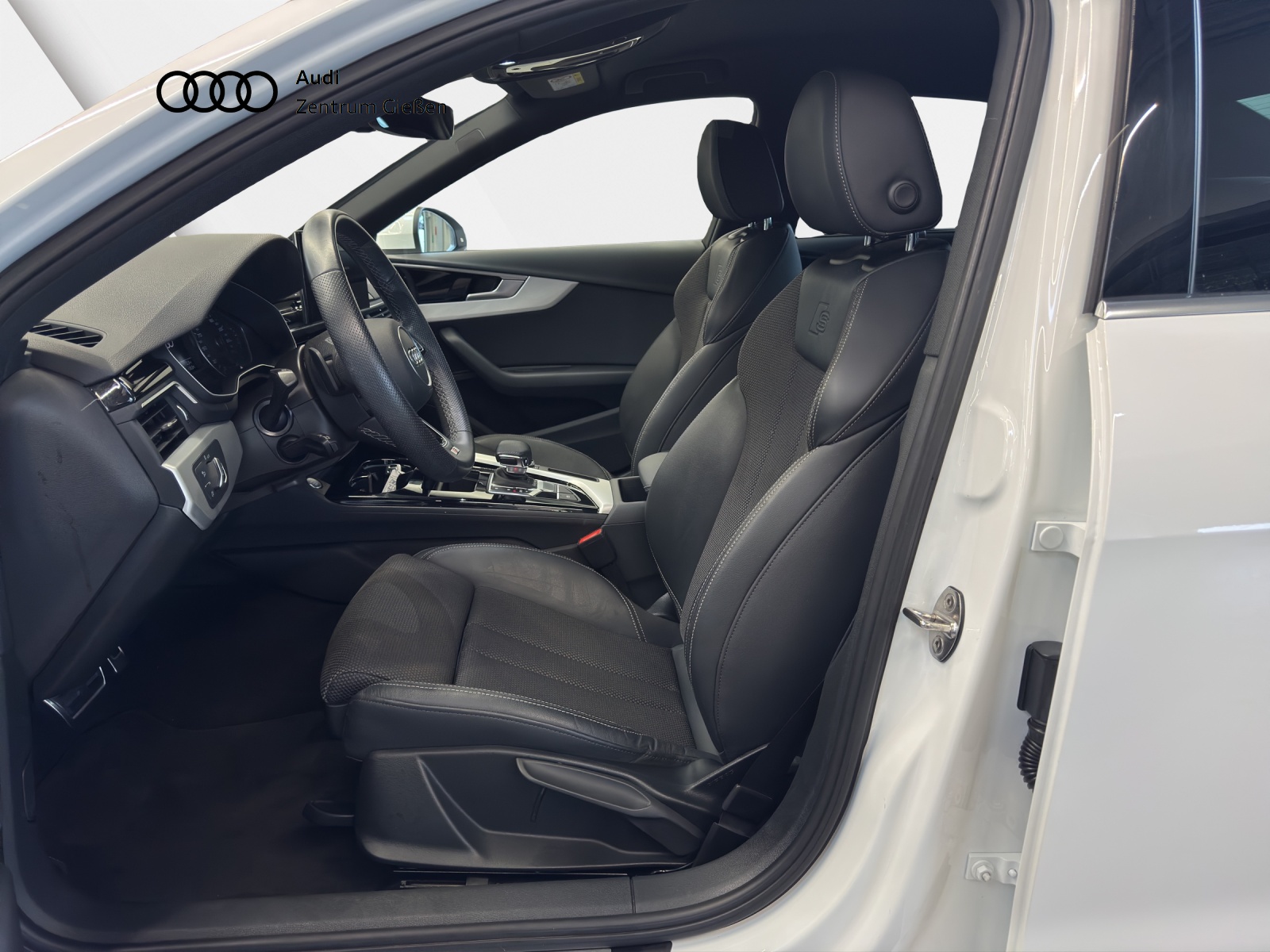 A4 Limousine 40 TFSI S line LED B&O Navi
