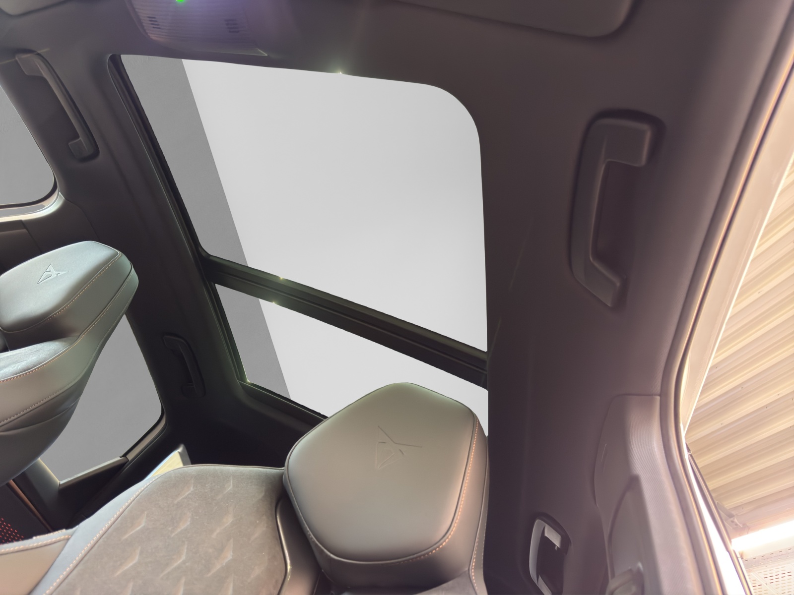 Terramar 2.0 TSI 4Drive VZ Pano HuD Sennheiser ACC DCC
