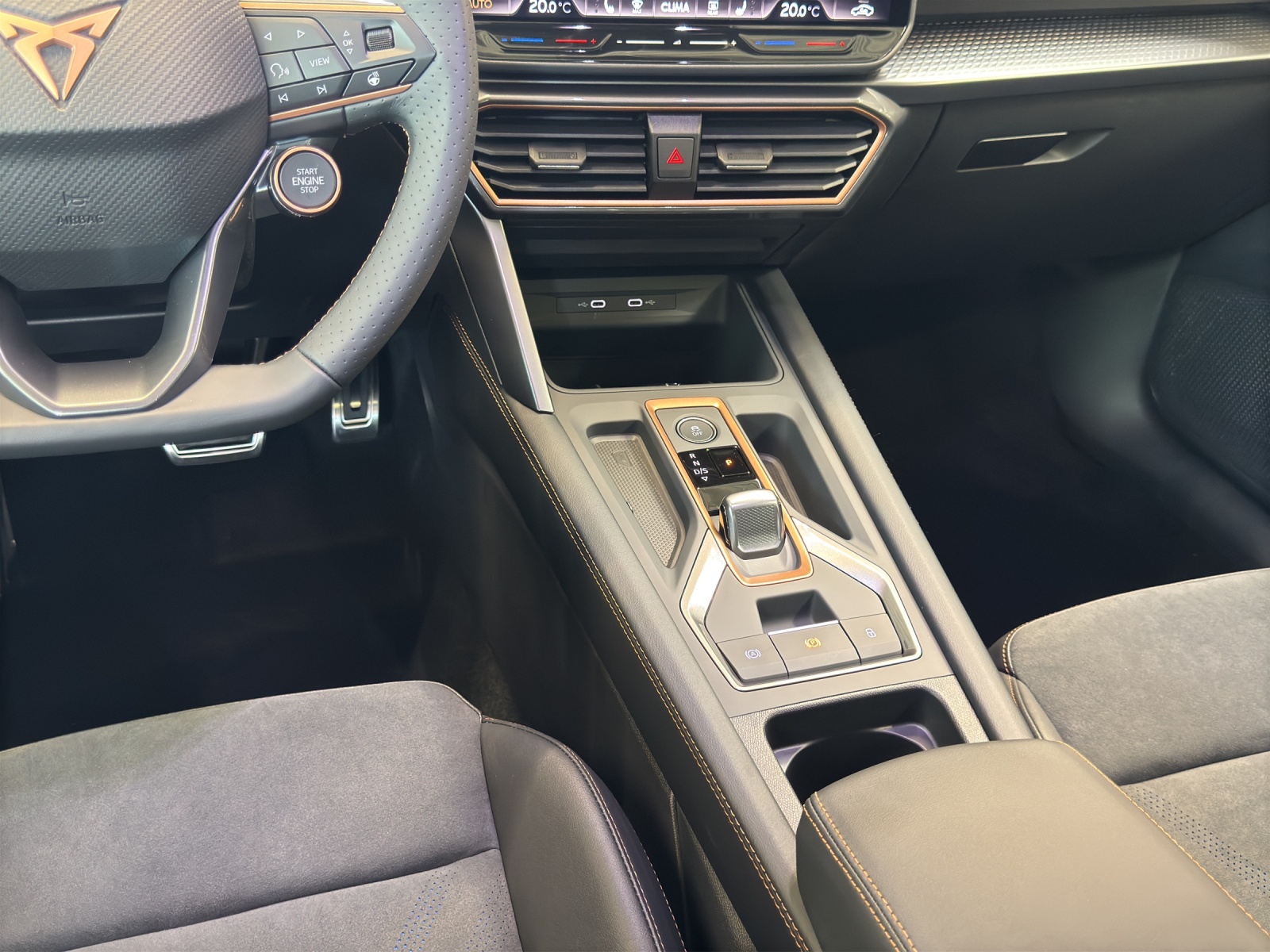 Leon Sportstourer TSI 4Drive VZ Pano AHK Sennheiser