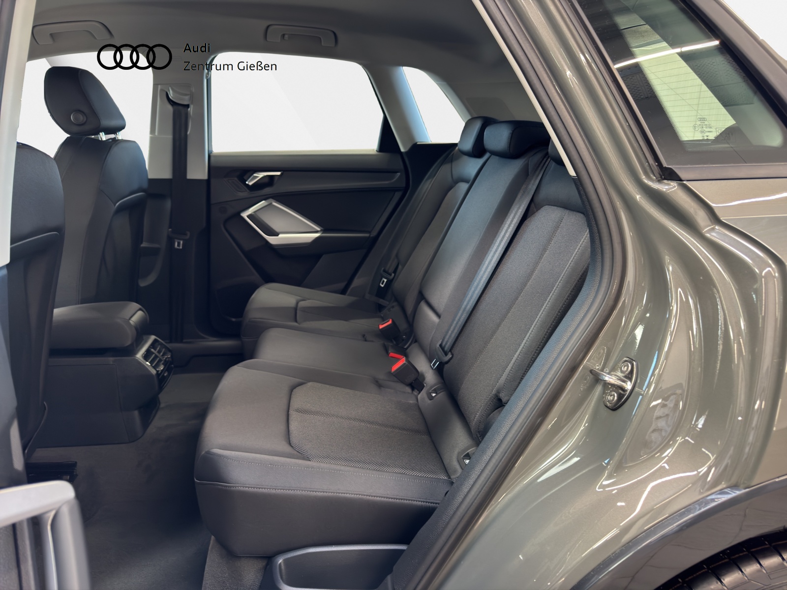 Q3 35 TFSI advanced AHK LED Kamera Standheizung