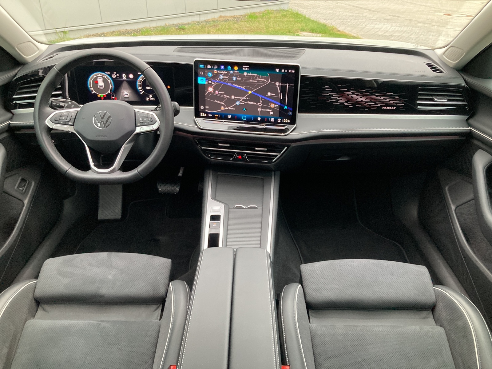 Passat Variant eTSI DSG Business