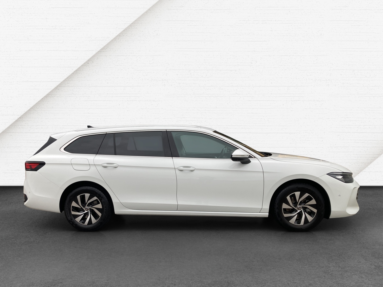 Passat Variant eTSI DSG Business