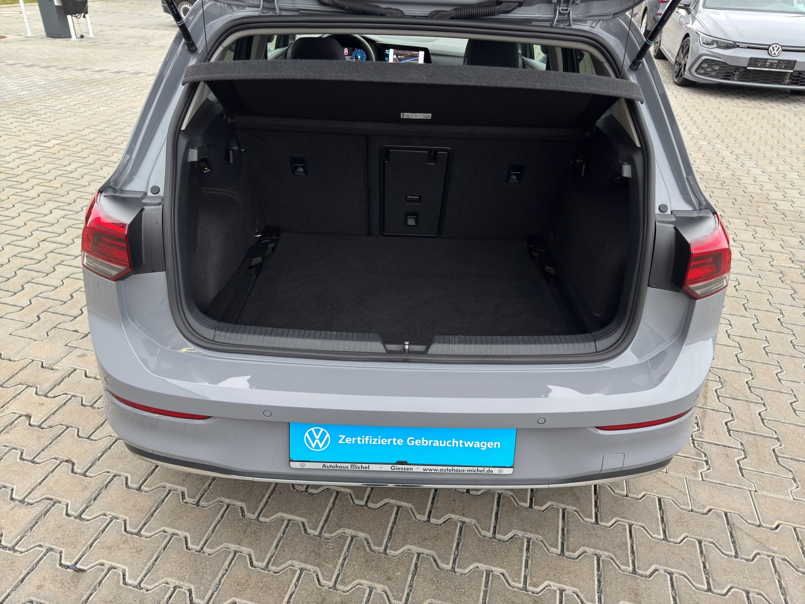 Golf 8 TSI Style ErgoAct. Navi AHK