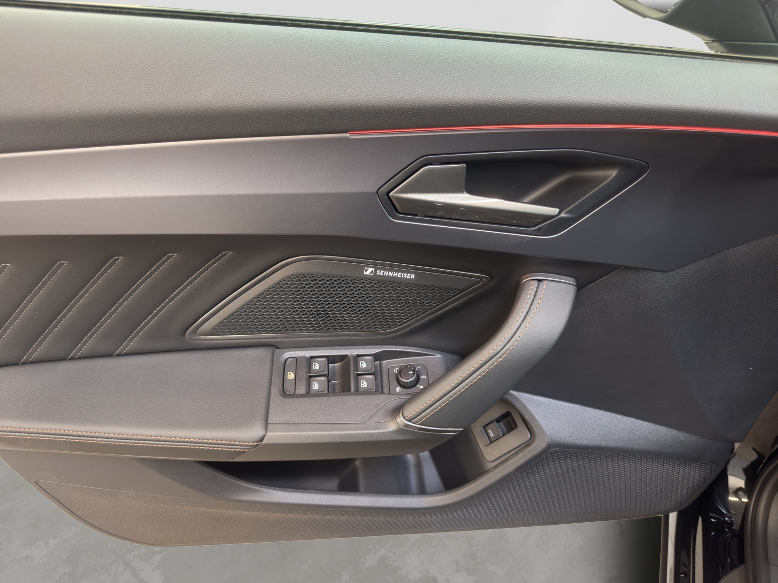 Formentor 2.0 TSI 4Drive EDGE Pano AHK Sennheiser Navi
