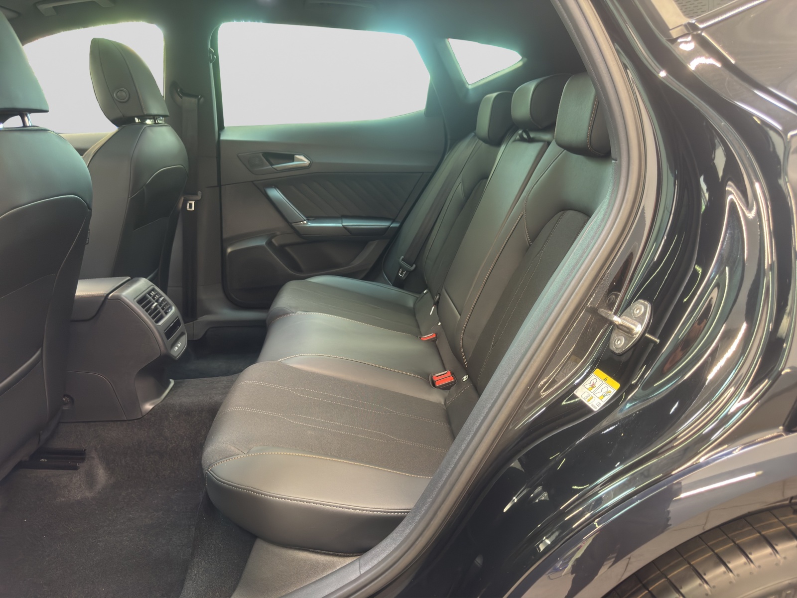 Formentor 2.0 TSI 4Drive EDGE Pano AHK Sennheiser Navi