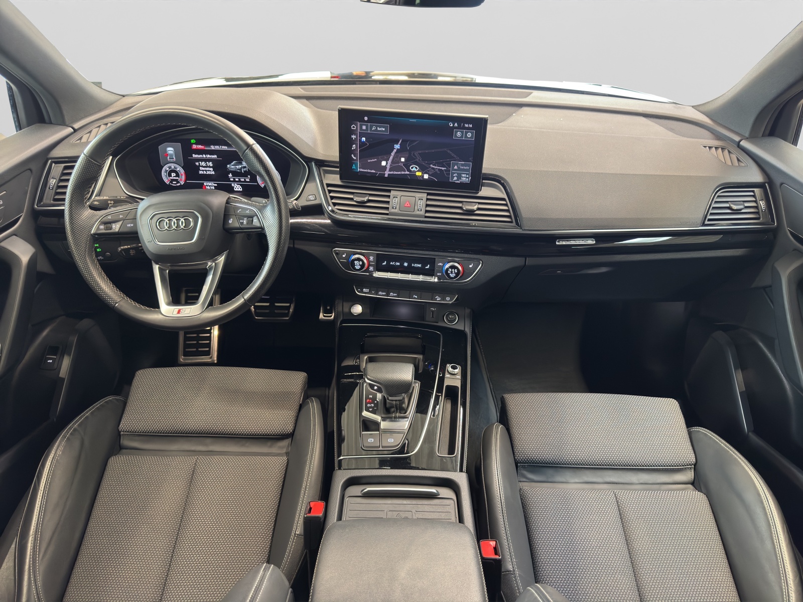 Q5 40 TDI quattro S line Black Matrix-LED AHK Navi