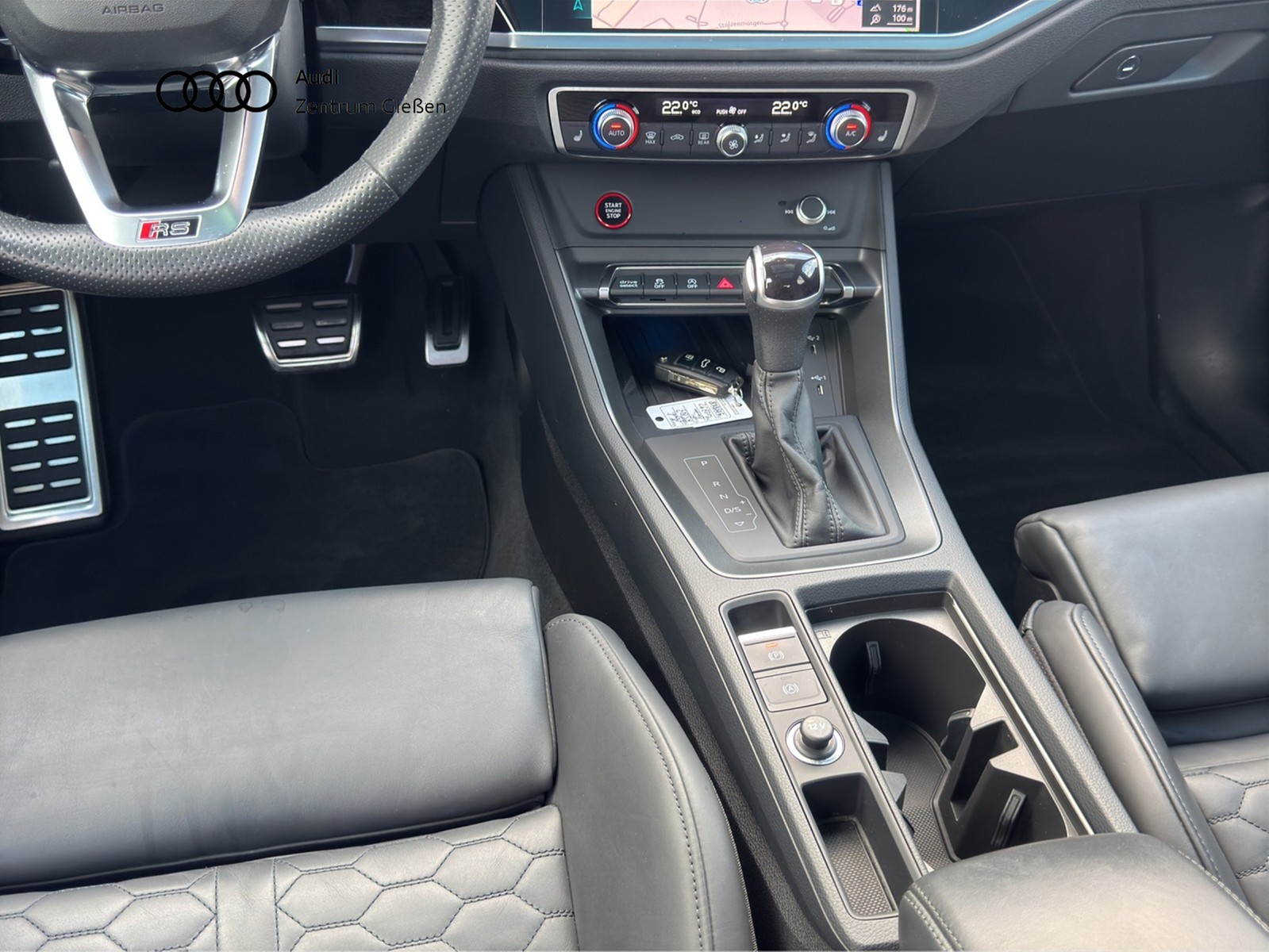 RS Q3 2.5 TFSI quattro BLACK AHK SONOS PANO MATRIX