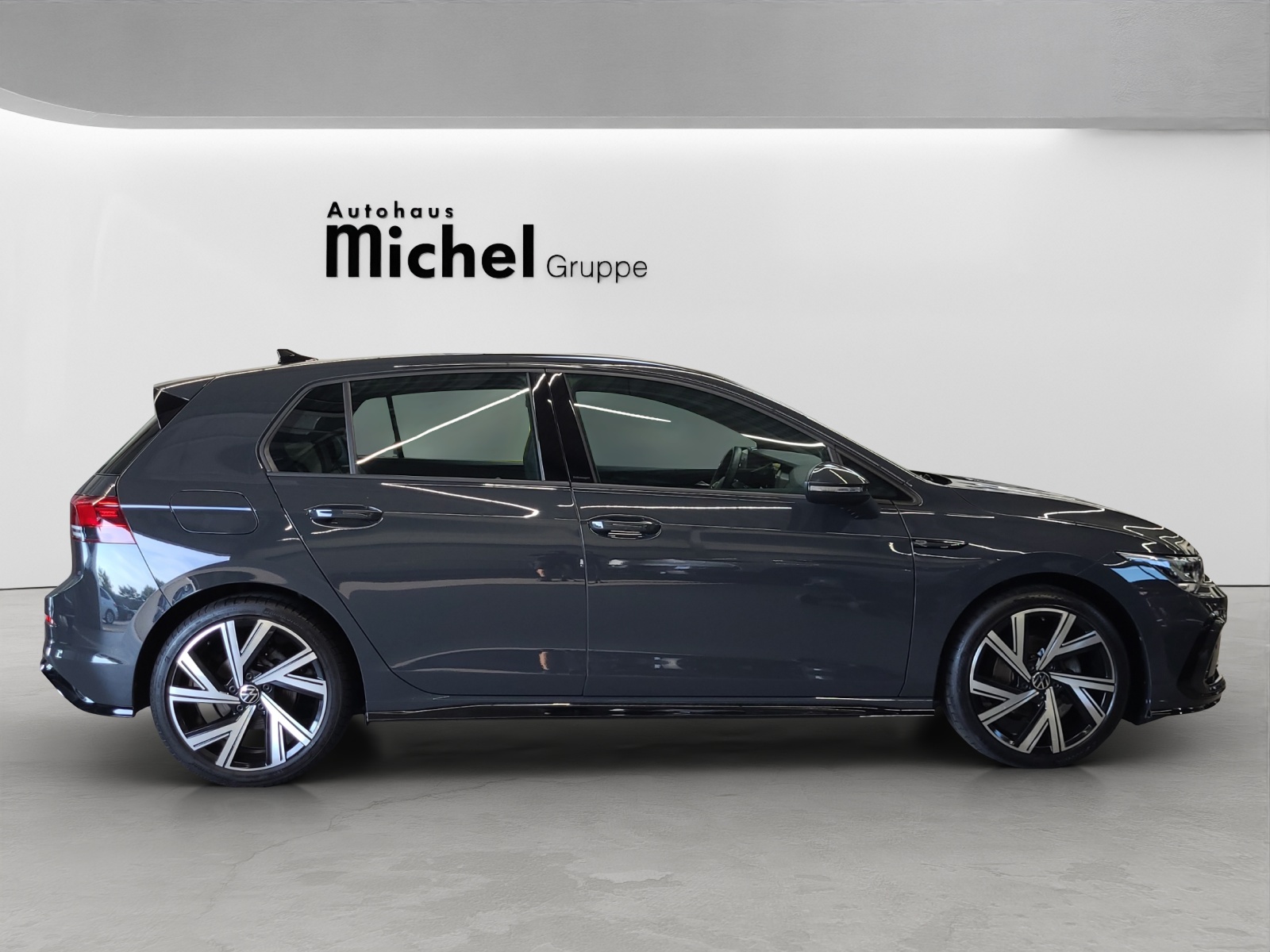 Golf 8 1.5 TSI R-Line LED Alu-18Zoll AppConnect