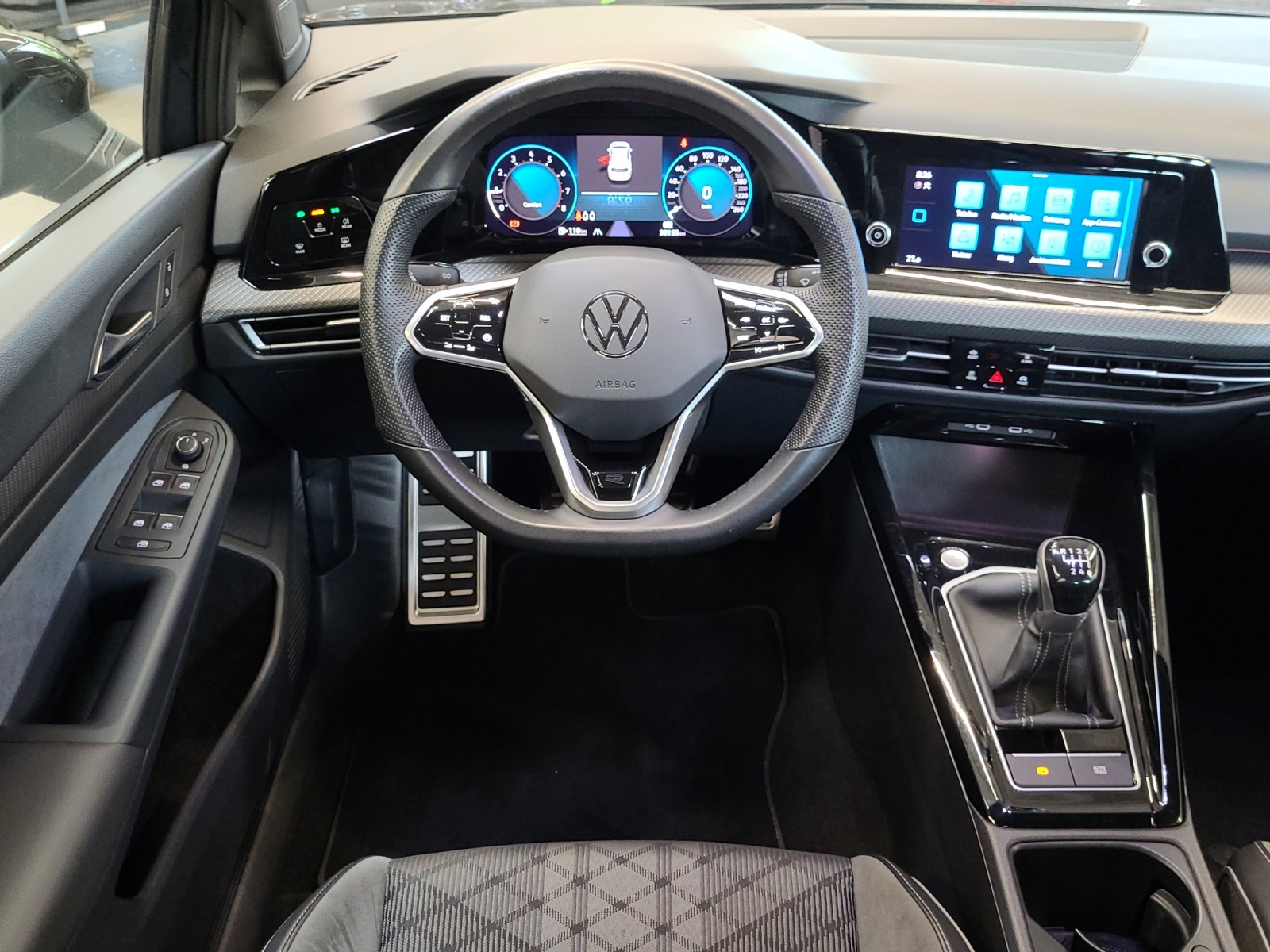 Golf 8 1.5 TSI R-Line LED Alu-18Zoll AppConnect