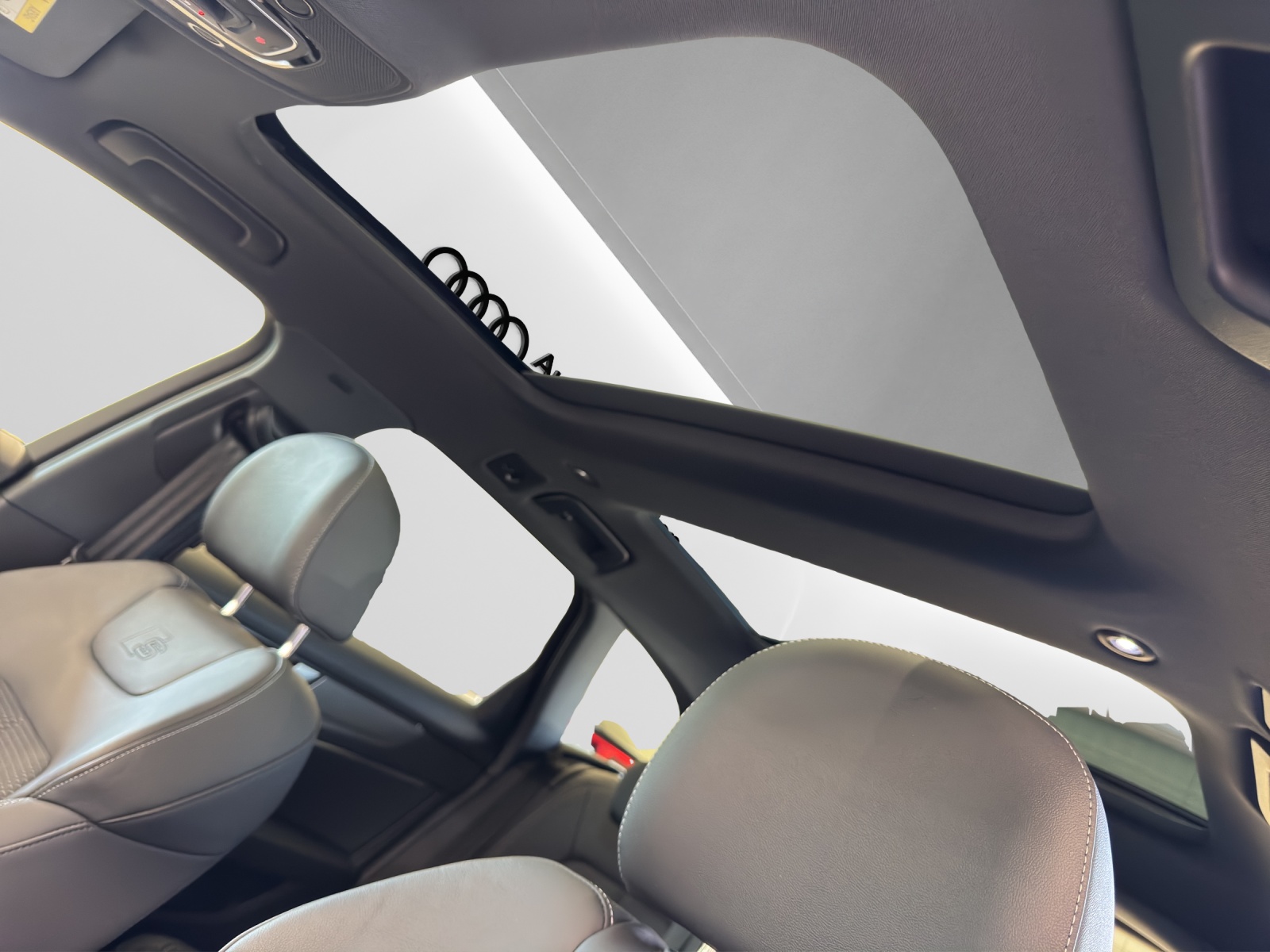 S6 Avant TDI quattro Black AHK Pano Matrix-LED