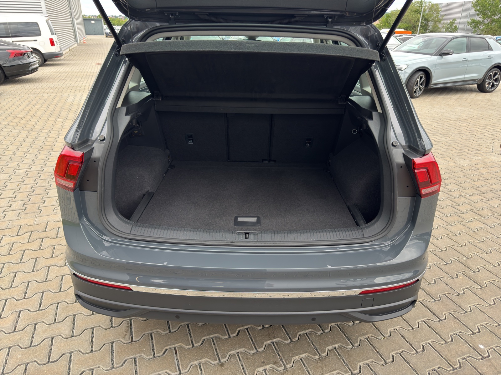 Tiguan 2.0 TDI DSG 4M Life 474,-  mtl. ohne Anzahlung