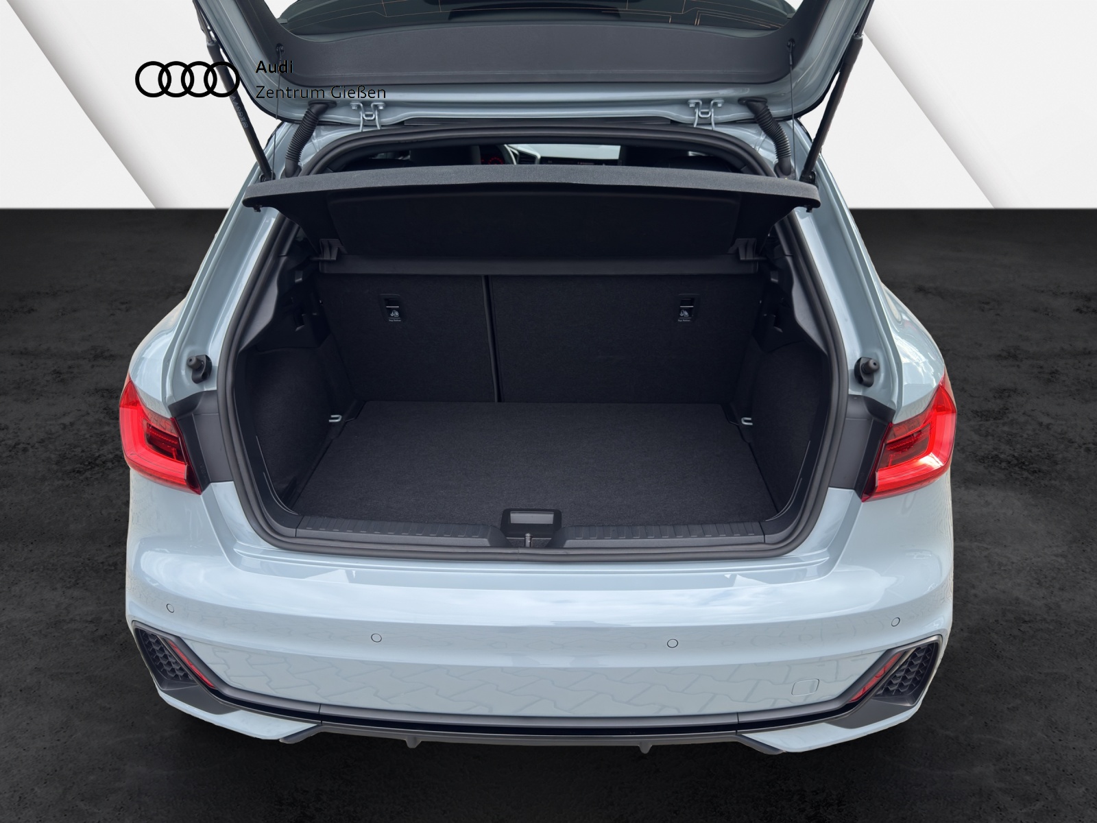 A1 Sportback 35 TFSI S line black Assistenzpaket