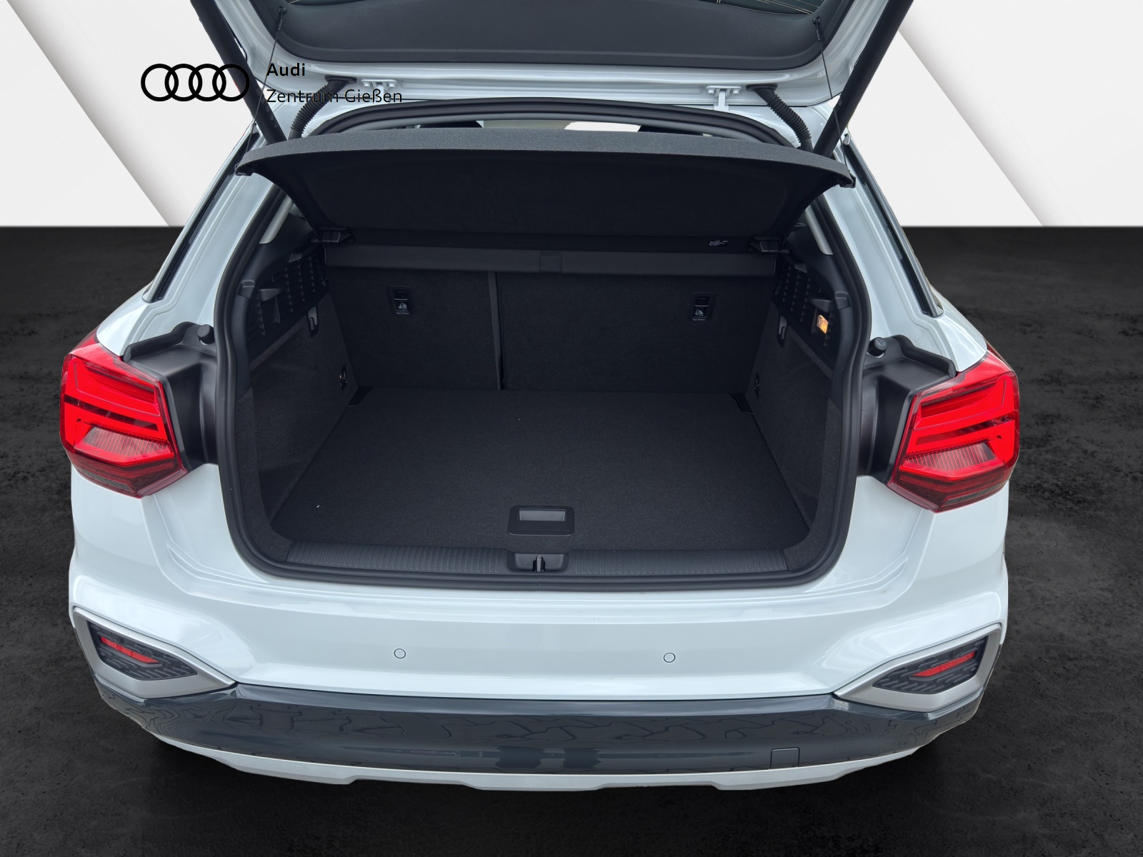 Q2 35 TFSI S tronic advanced Matrix-LED Assistenzpaket