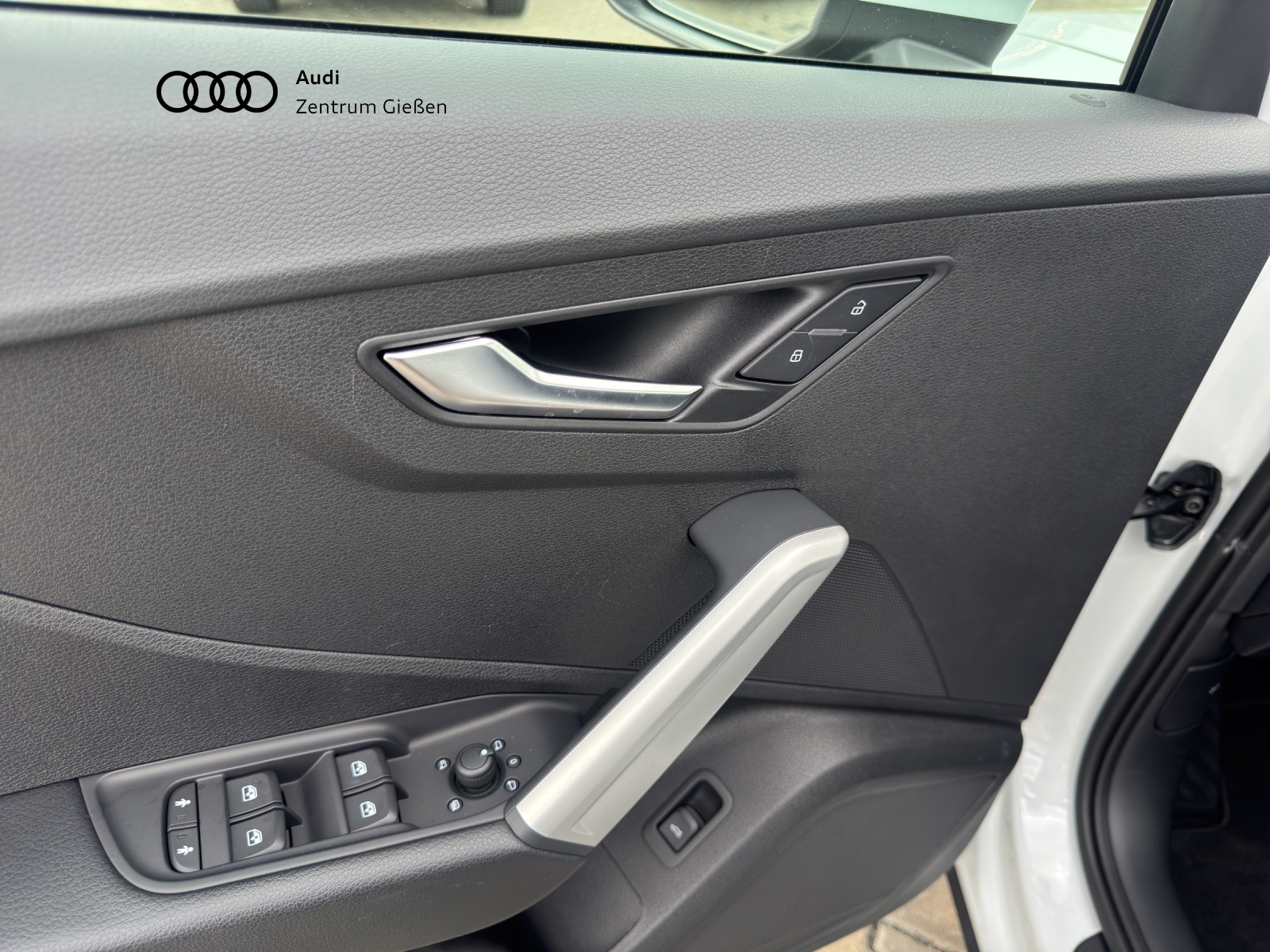 Q2 35 TFSI S tronic advanced Matrix-LED Assistenzpaket