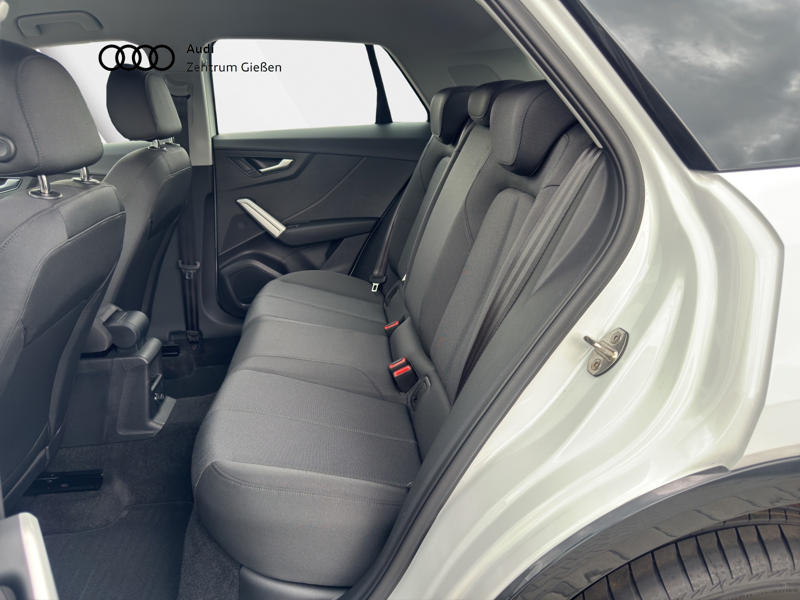 Q2 35 TFSI S tronic advanced Matrix-LED Assistenzpaket
