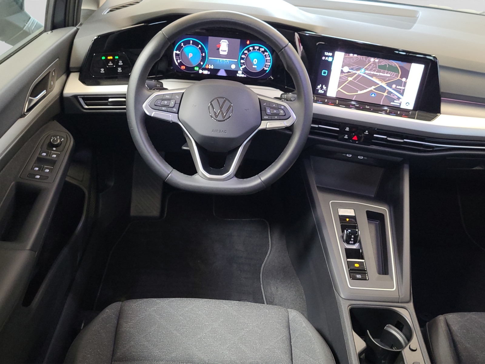 Golf 8 Variant TDI DSG Life LED ACC Navi Kamera