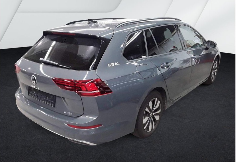 Golf 8 Variant eTSI DSG Goal
