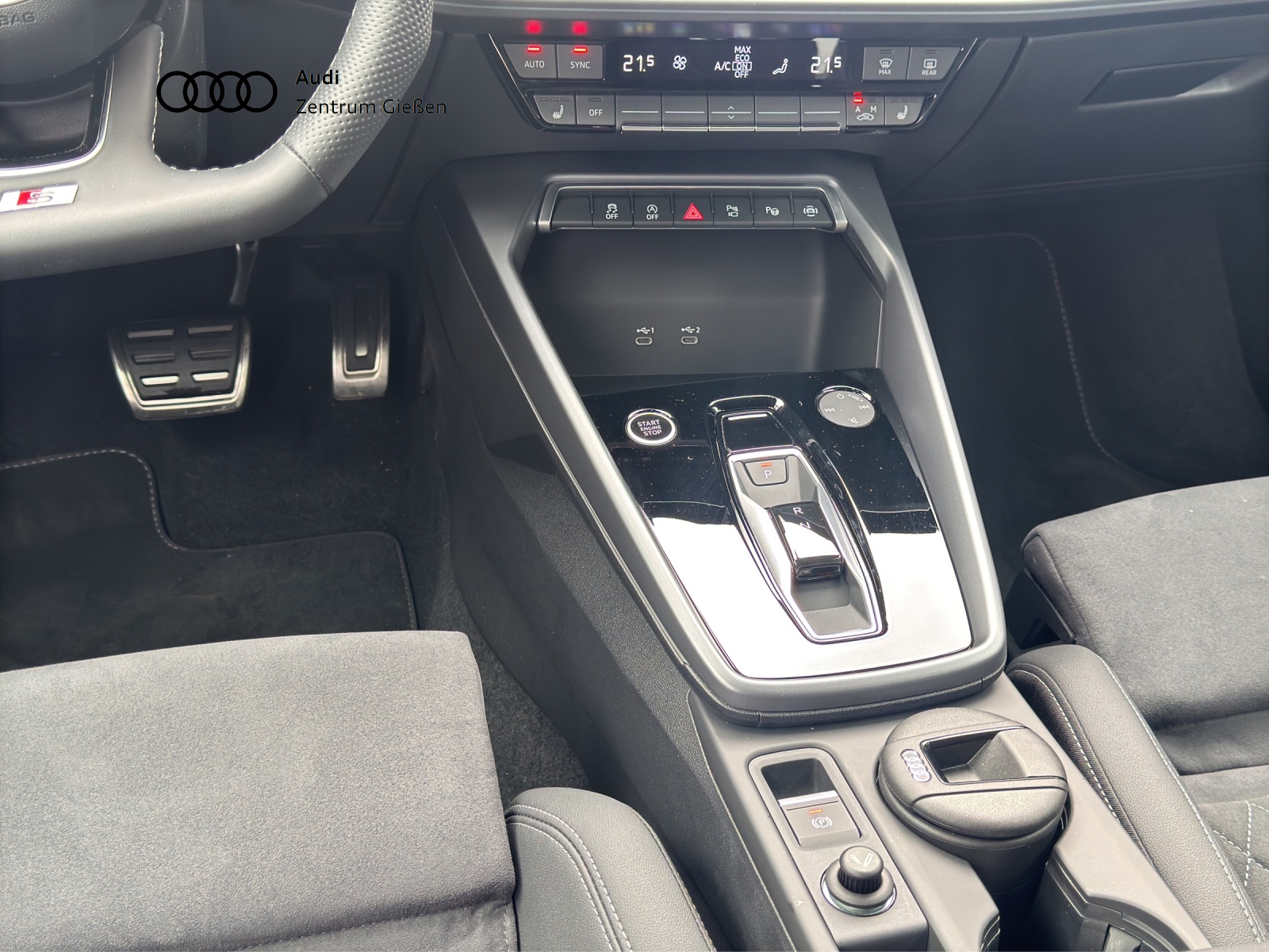 A3 Sportback 35 TDI S line Black AHK Assistenzpaket Navi LED