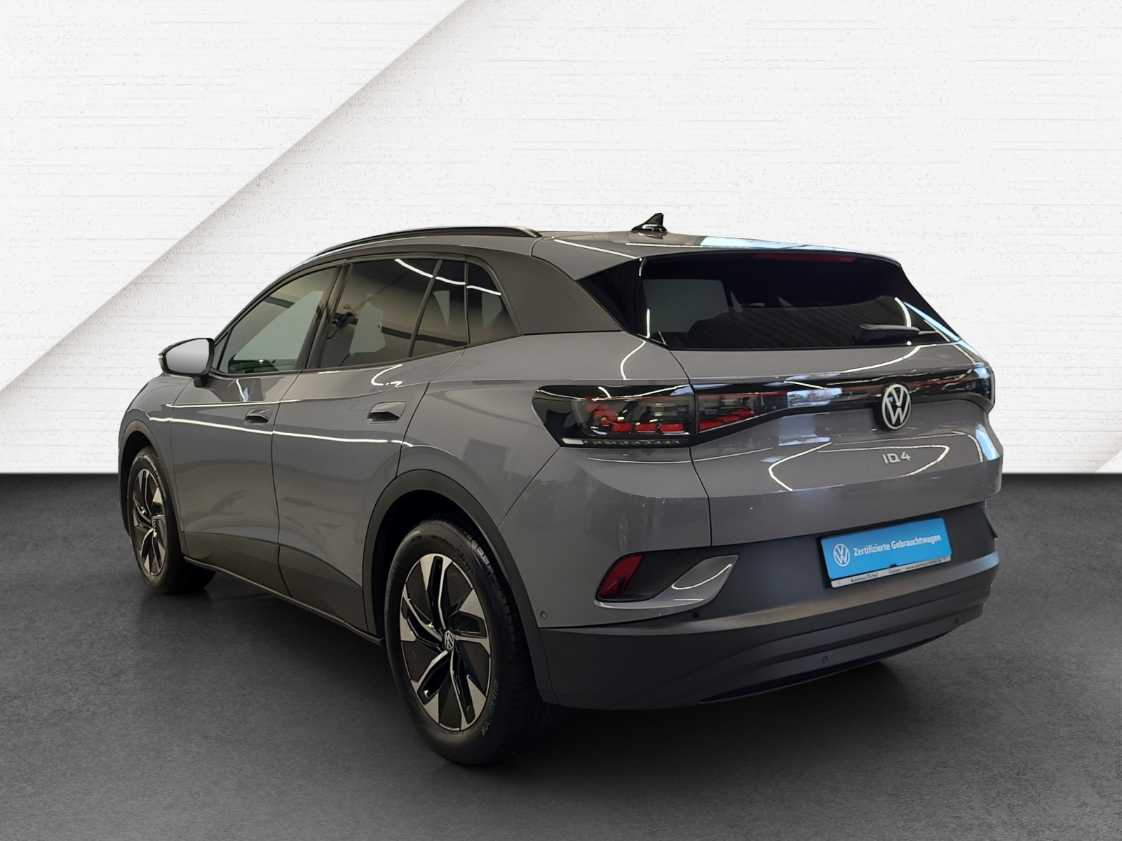 ID.4 Pro 210 kW/77kWh Wärmepumpe IQ-Light Pano ErgoSitz