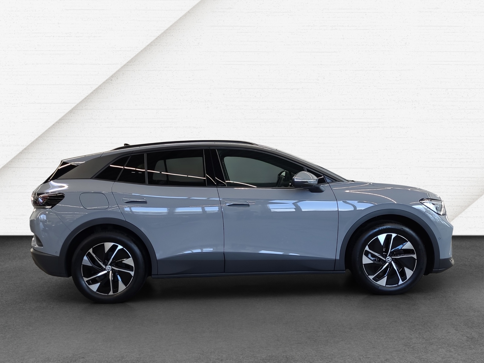 ID.4 Pro 210 kW/77kWh Wärmepumpe IQ-Light Pano ErgoSitz