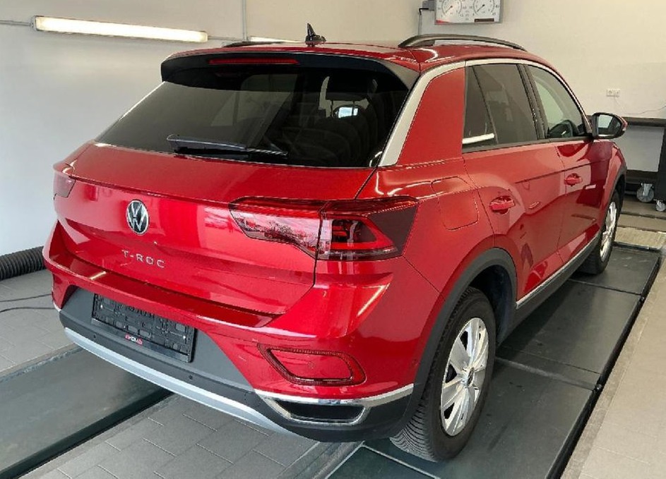 T-Roc TSI Style IQ-Light TravelAssist Navi AHK