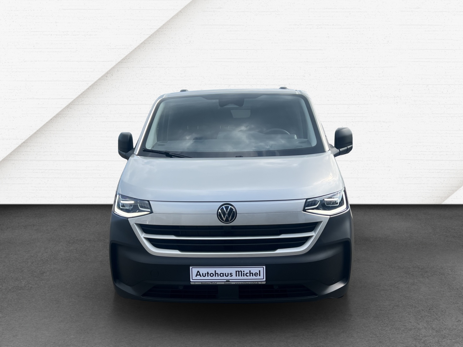 T7 Transporter Kasten LR 2.0 TDI AHK Klima PDC