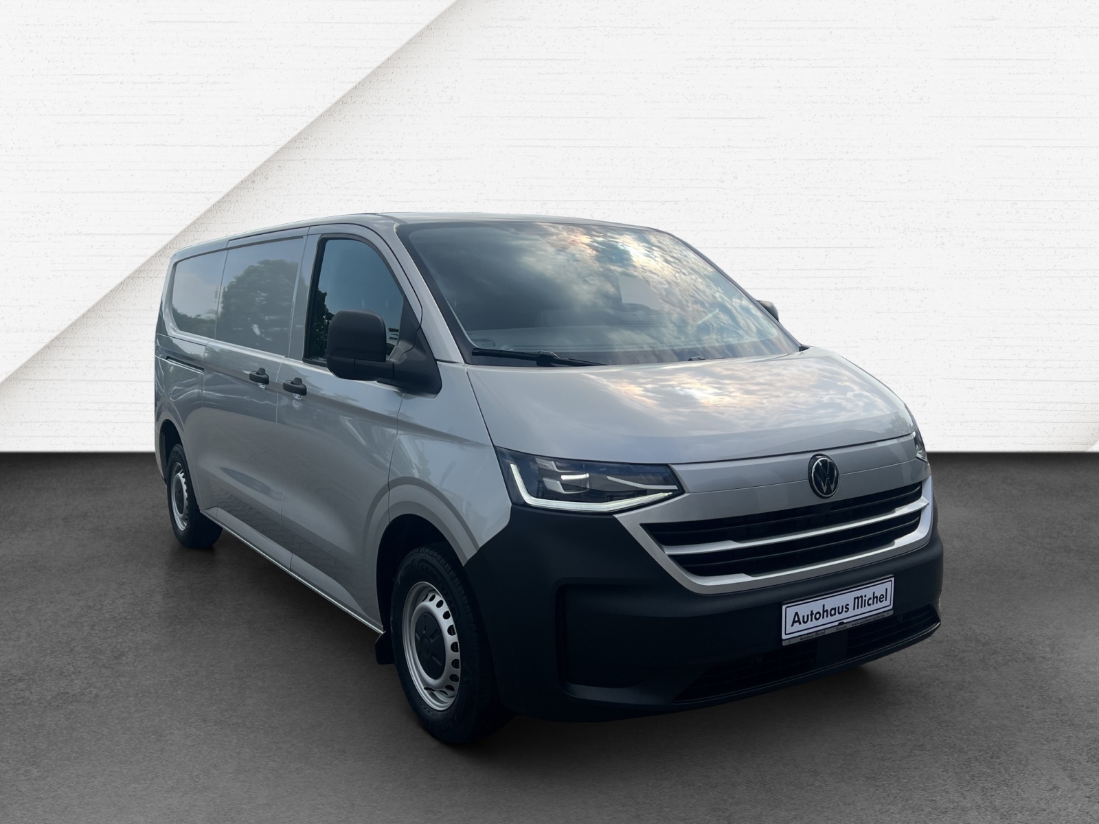 T7 Transporter Kasten LR 2.0 TDI AHK Klima PDC