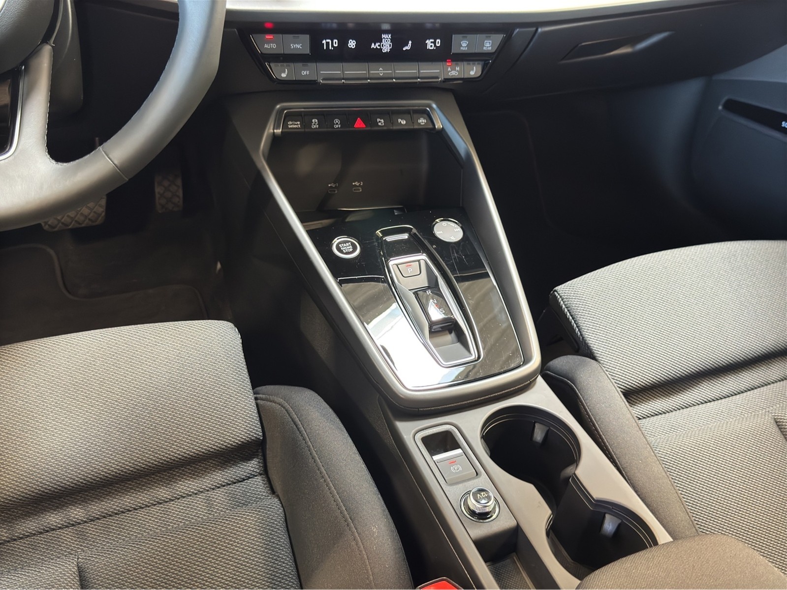 A3 Sportback TFSI S line HuD Navi SONOS Kamera