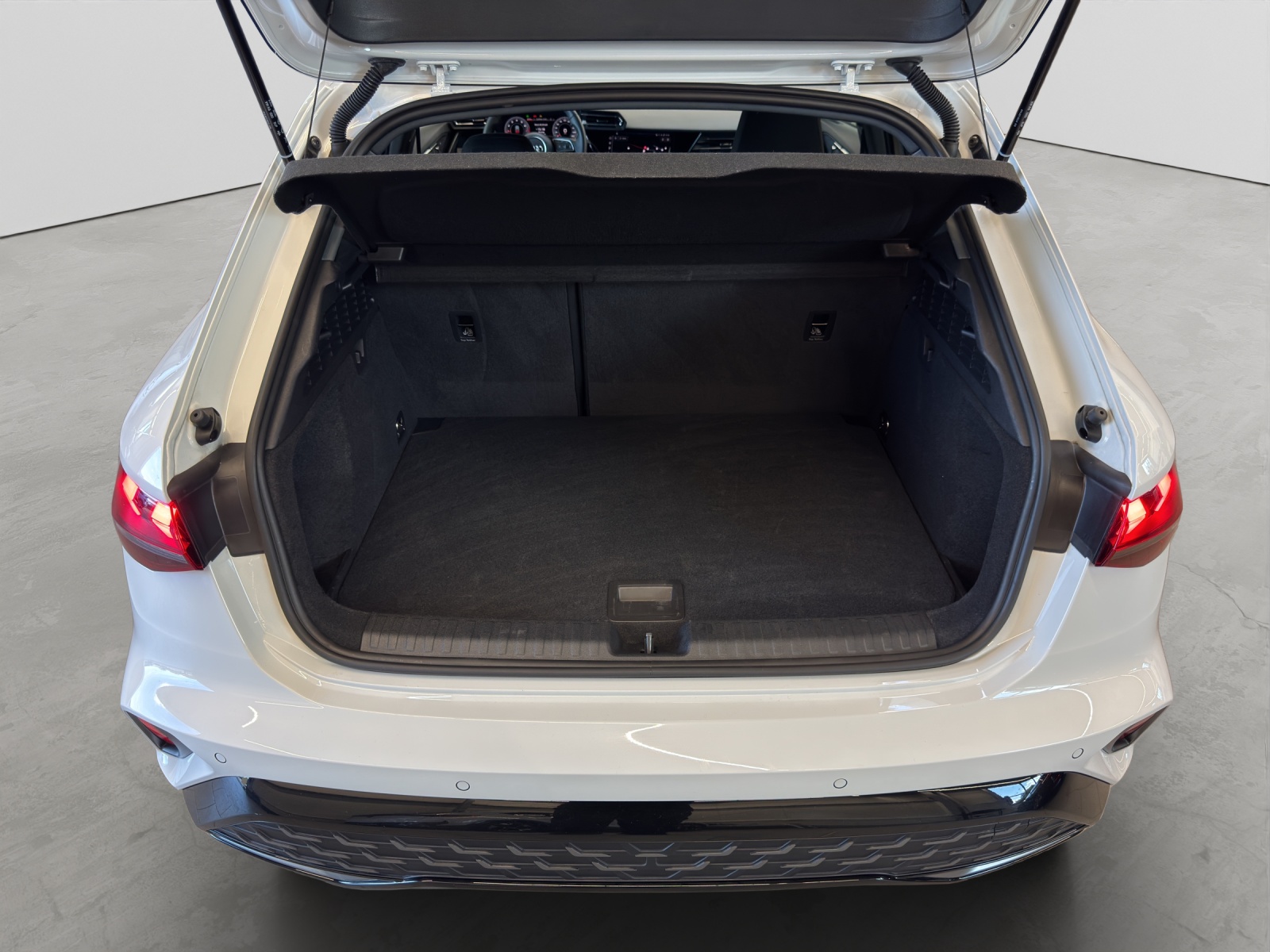 A3 Sportback TFSI S line HuD Navi SONOS Kamera