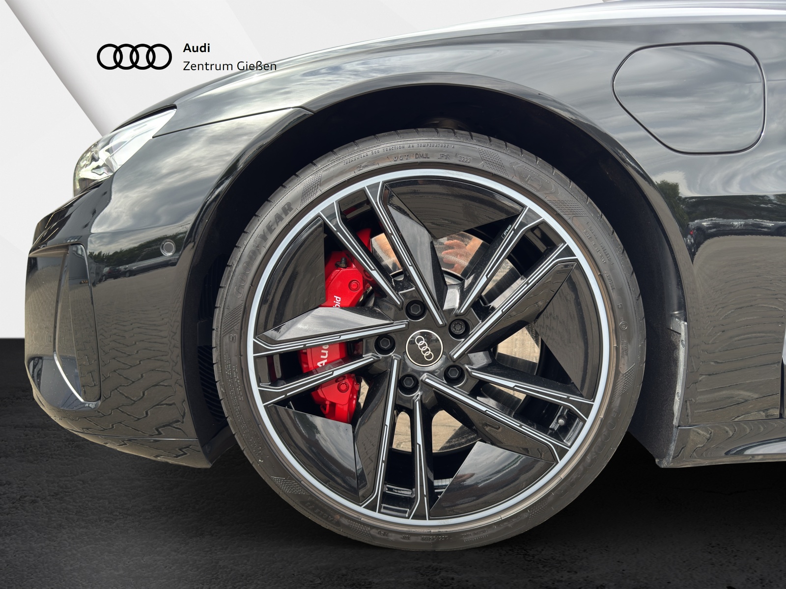 RS e-tron GT quattro Black B&O MATRIX HuD Sitzbelüftung / Massagesitz