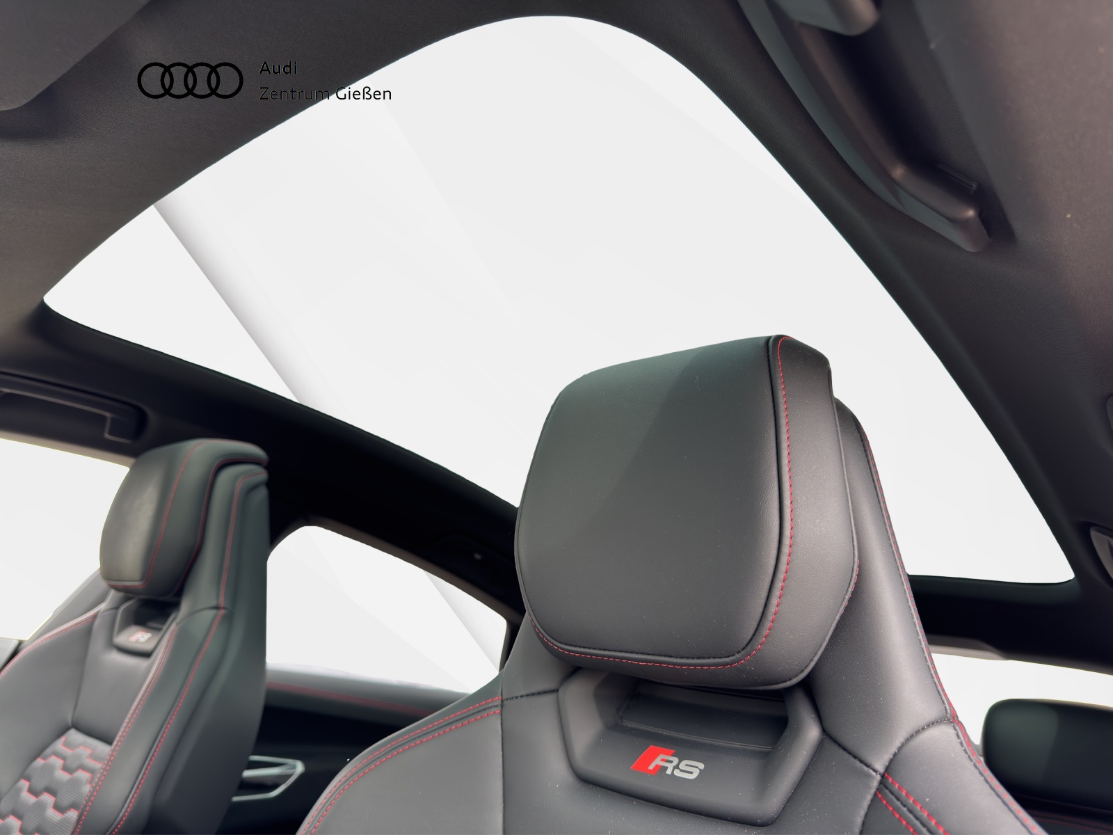 RS e-tron GT quattro Black B&O MATRIX HuD Sitzbelüftung / Massagesitz