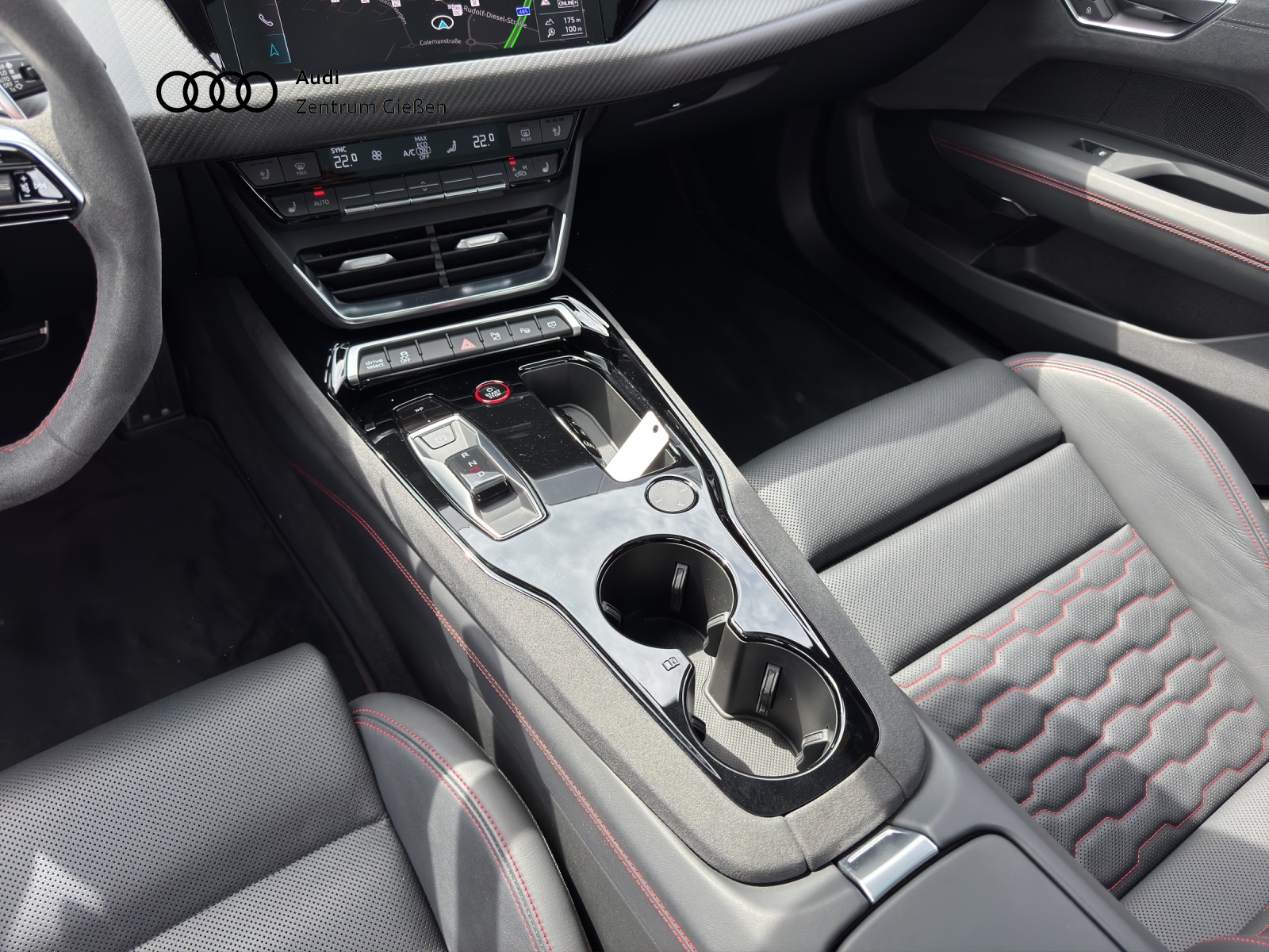 RS e-tron GT quattro Black B&O MATRIX HuD Sitzbelüftung / Massagesitz