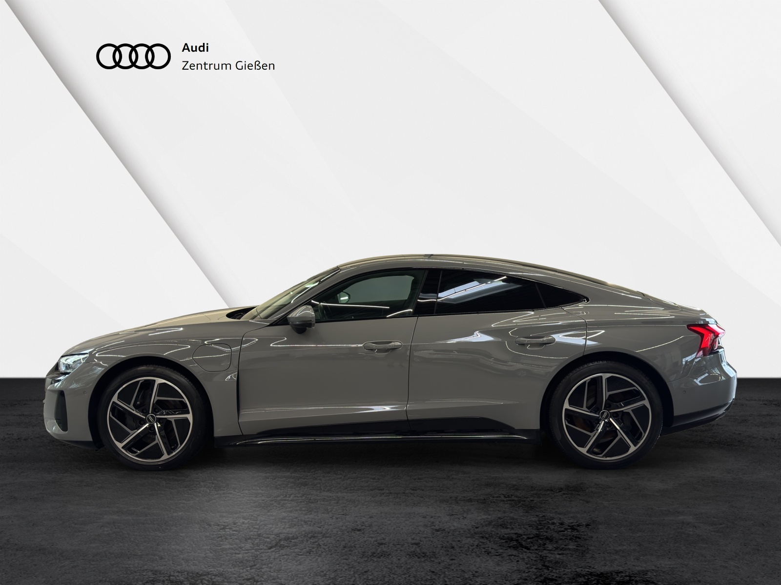 e-tron GT quattro Black Matrix Assistenzpakete