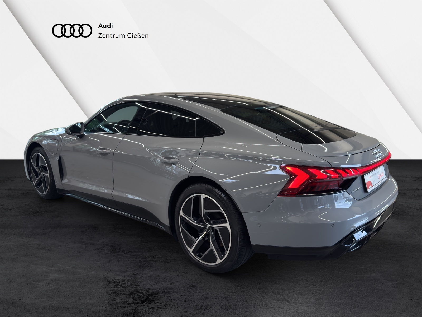e-tron GT quattro Black Matrix Assistenzpakete
