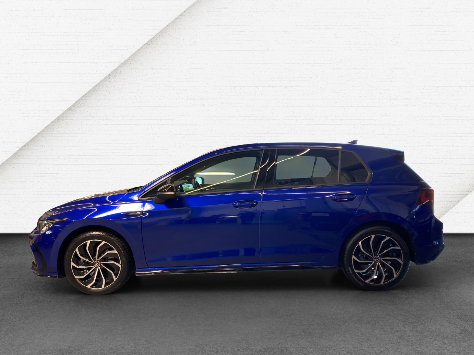 Golf VIII 1.5 eTSI DSG R-Line 