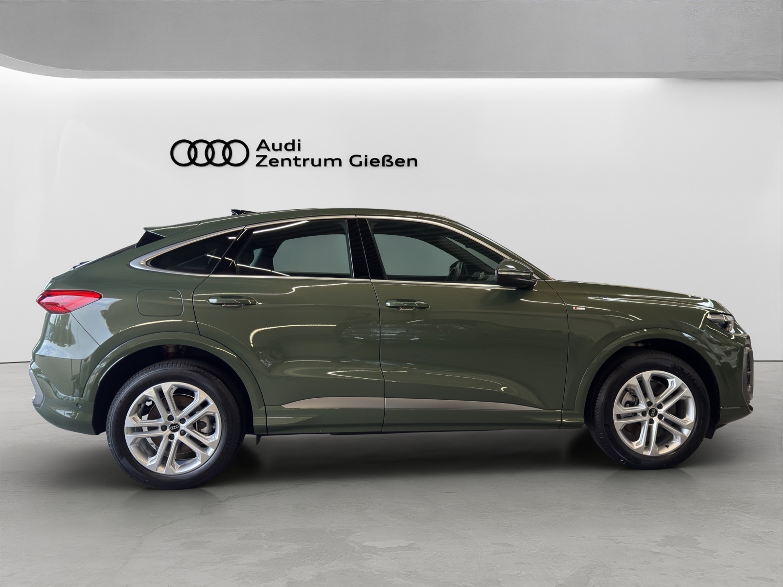 Q5 Sportback 2.0 TDI quattro S line Tech plus 360°Kamera Navi LED