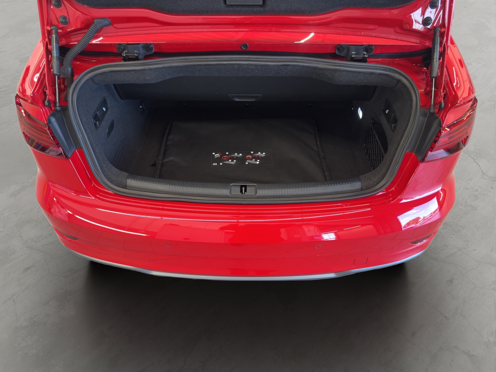 A3 Cabriolet 35 TFSI S line competition B&O LED Navi